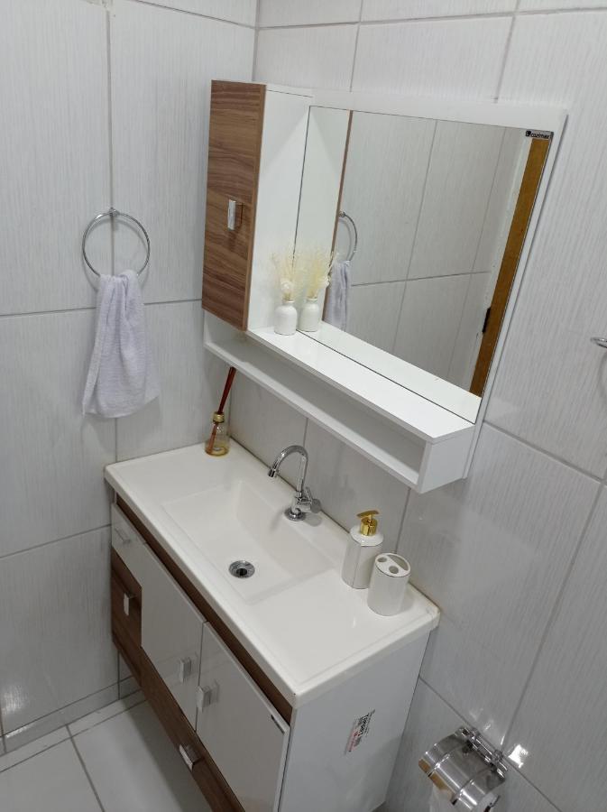 Apto Com Varanda - 5km Do Aeroporto Bsb - Nucleo Bandeirante Apartment Brasilia